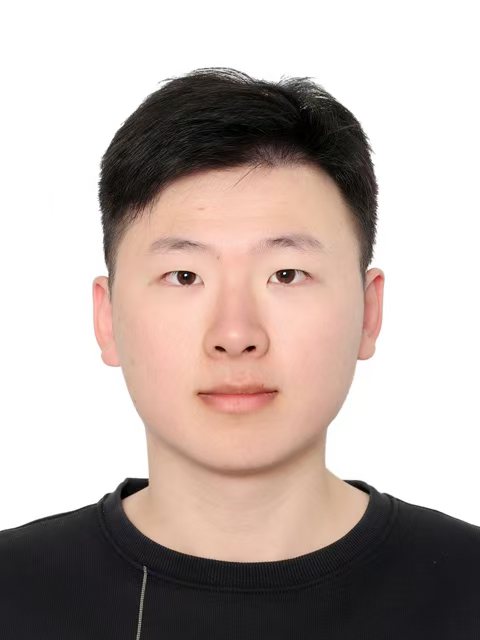 何浚钦
